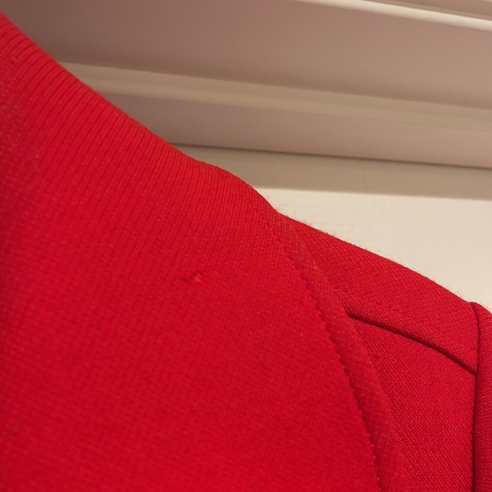 Mirabella Coat in Poppy
DIANE VON FURSTENBERG Size 8 - Picture 14 of 16